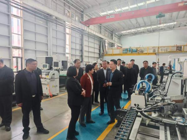 凝心聚力谋发展 携手共进谱新篇——济南市历城区人大常委会主任韩宏伟一行莅临辰禾智能装备调研指导